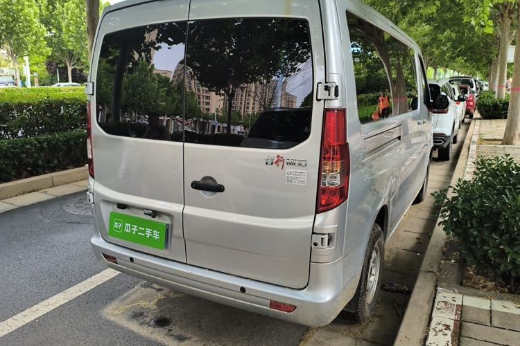 Used CHANGAN KAICHENG Ruixing M60 2023 1.5L GDI Comfort-Class Passenger Vehicle 6/7 Seats Rear Right 45 Deg