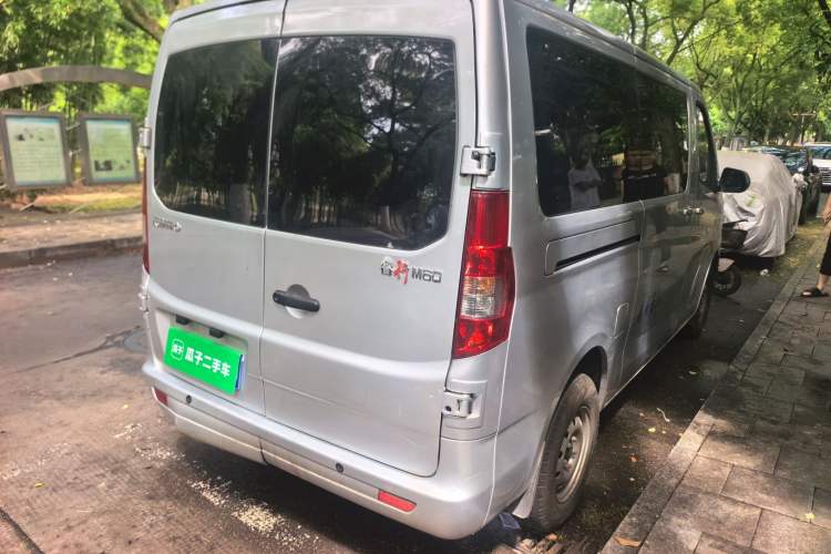 Used CHANGAN KAICHENG Ruixing M60 2023 1.5L GDI Comfort-Class Passenger Vehicle 6/7 Seats Rear Right 45 Deg