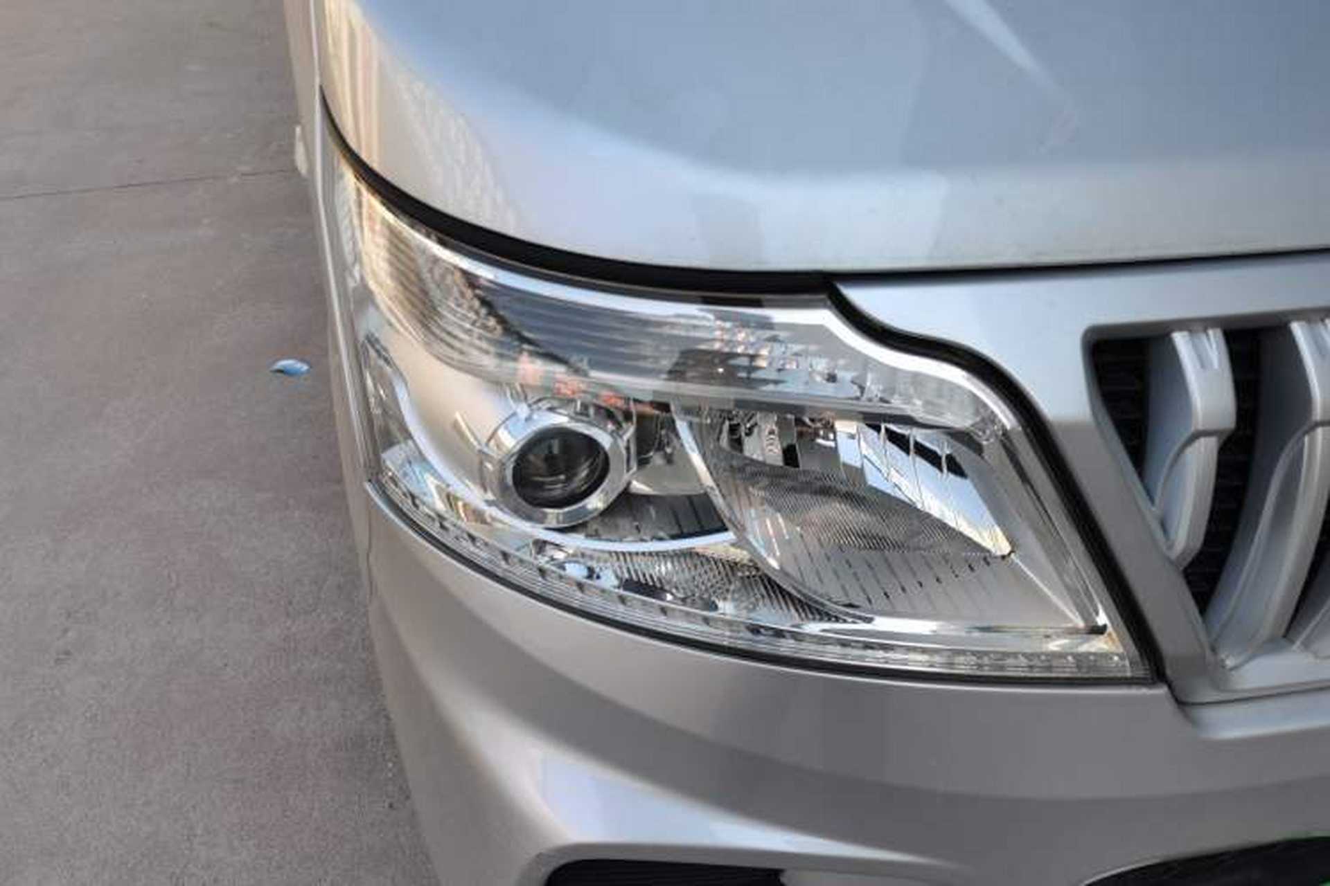 Used CHANGAN KAICHENG Ruixing M60 2023 1.5L GDI Basic Model Passenger Vehicle 6/7 Seats Right Front Headlight
