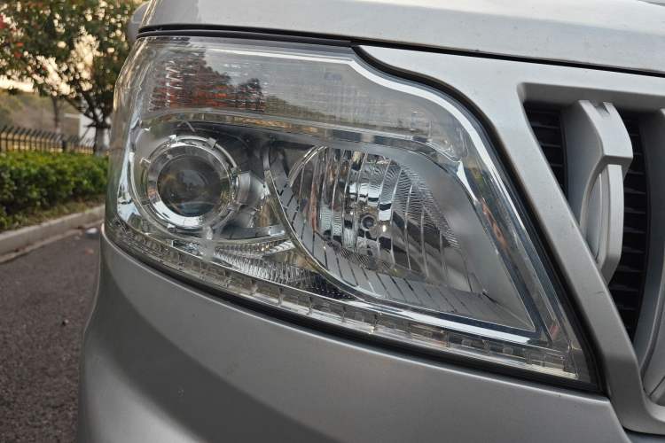 Used CHANGAN KAICHENG Ruixing M60 2023 1.5L GDI Comfort Van 2-Seater Right Front Headlight