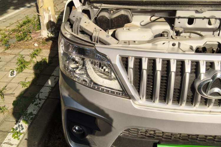 Used CHANGAN KAICHENG Ruixing M60 2023 1.5L GDI Basic Model Passenger Vehicle 6/7 Seats Right Front Headlight