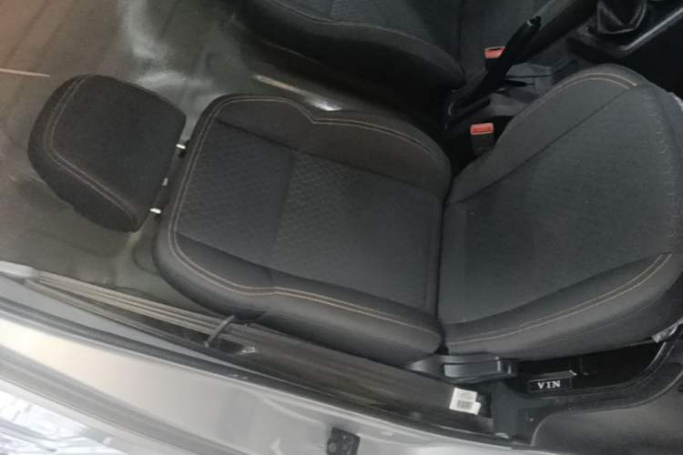 Used CHANGAN KAICHENG Ruixing M60 2023 1.5L GDI Comfort Van 2-Seater Right Front Seat