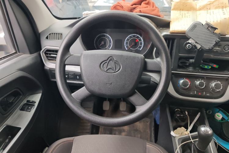 Used CHANGAN KAICHENG Ruixing M60 2023 1.5L GDI Basic Model Passenger Vehicle 6/7 Seats Steering Wheel