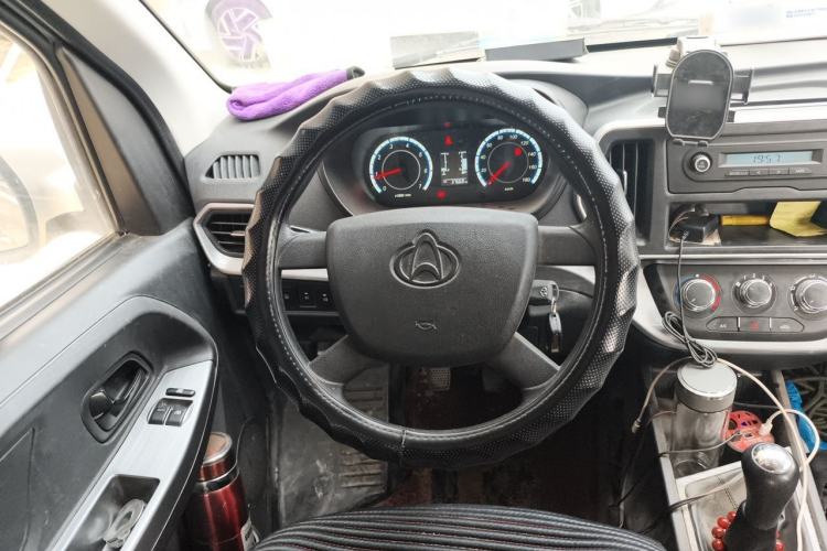 Used CHANGAN KAICHENG Ruixing M60 2023 1.5L GDI Comfort-Class Passenger Vehicle 6/7 Seats Steering Wheel
