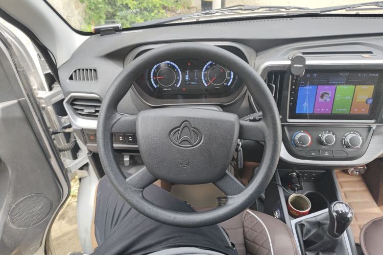 Used CHANGAN KAICHENG Ruixing M60 2023 1.6L CNG Comfort Van 2 Seats Steering Wheel