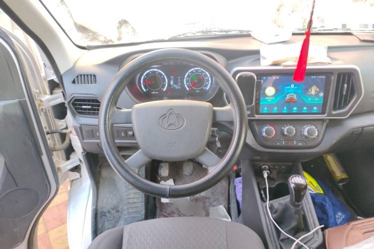 Used CHANGAN KAICHENG Ruixing M60 2023 1.6L CNG Comfort-Grade 6-Seater Passenger Vehicle Steering Wheel