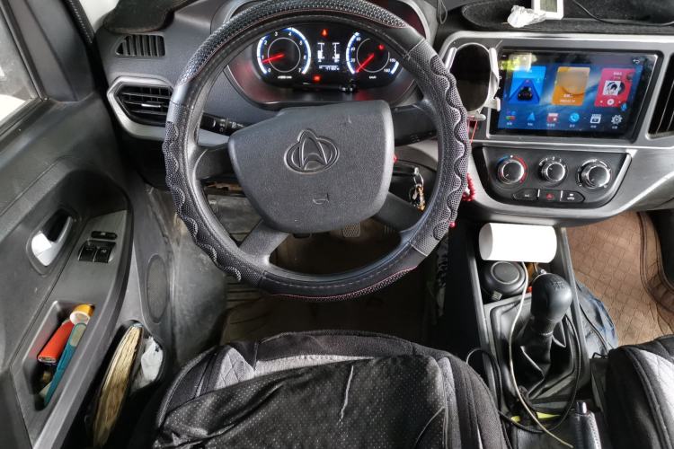 Used CHANGAN KAICHENG Ruixing M60 2023 1.5L GDI Comfort-Class Passenger Vehicle 6/7 Seats Steering Wheel