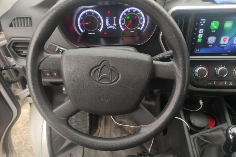 Used CHANGAN KAICHENG Ruixing M60 2023 1.6L CNG Comfort-Grade 6-Seater Passenger Vehicle Steering Wheel