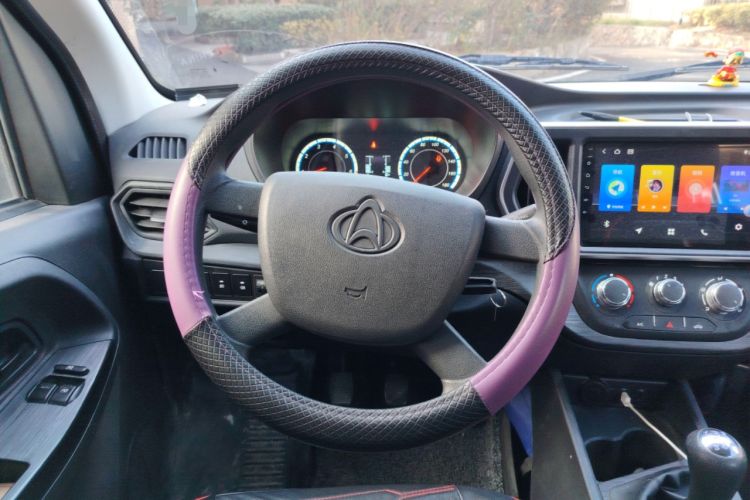 Used CHANGAN KAICHENG Ruixing M60 2023 1.5L GDI Elite-Class Passenger Vehicle 6/7 Seats Steering Wheel