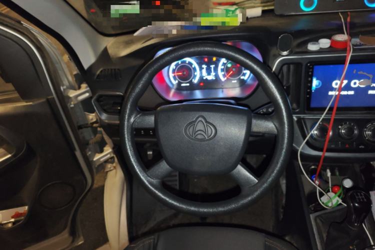 Used CHANGAN KAICHENG Ruixing M60 2023 1.6L CNG Comfort-Grade 6-Seater Passenger Vehicle Steering Wheel