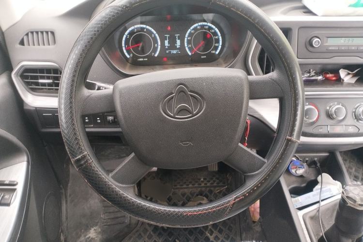 Used CHANGAN KAICHENG Ruixing M60 2023 1.5L GDI Comfort-Class Passenger Vehicle 6/7 Seats Steering Wheel