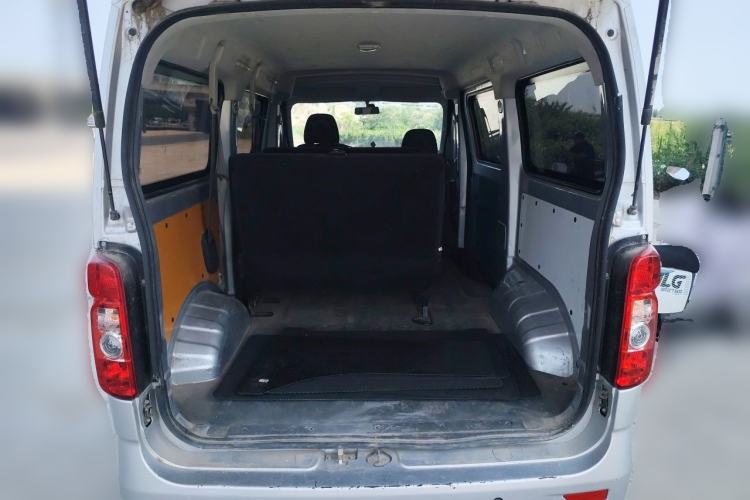 Used CHANGAN KAICHENG Ruixing M60 2023 1.5L GDI Comfort-Class Passenger Vehicle 6/7 Seats Trunk