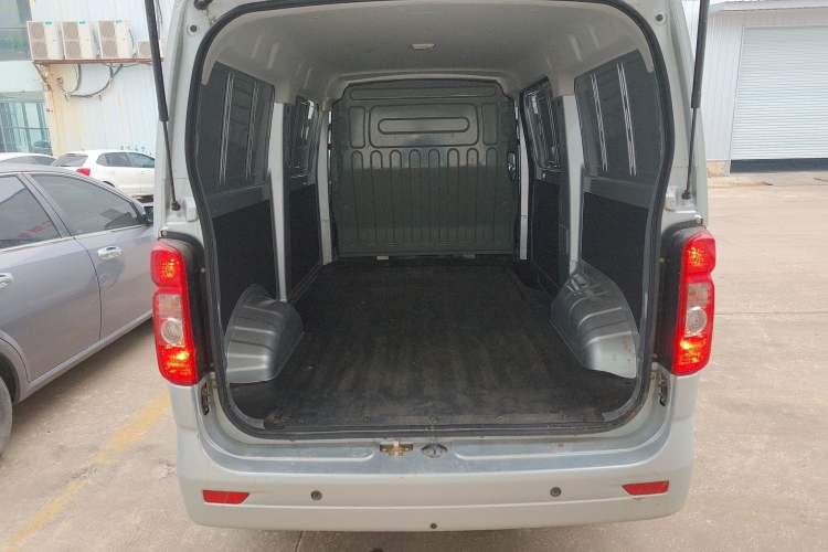 Used CHANGAN KAICHENG Ruixing M60 2023 1.5L GDI Comfort Van 2-Seater Trunk