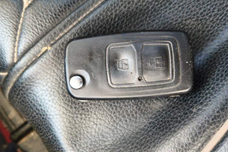 Used CHANGAN KAICHENG Ruixing M60 2023 1.5L GDI Comfort-Class Passenger Vehicle 6/7 Seats Vehicle Key