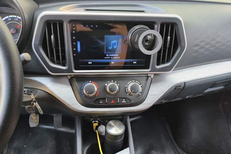 Used CHANGAN KAICHENG Ruixing M60 2023 1.5L GDI Base Model 2-Seat Van Audio And AC Panel