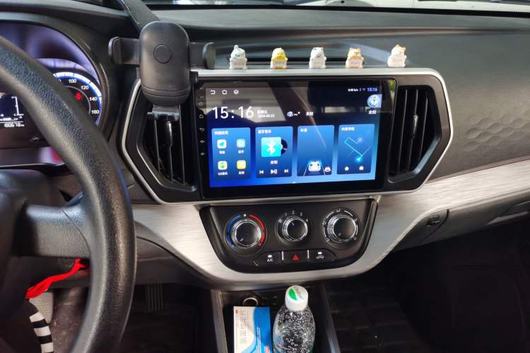 Used CHANGAN KAICHENG Ruixing M60 2023 1.6L CNG Comfort-Grade 6-Seater Passenger Vehicle Audio And AC Panel
