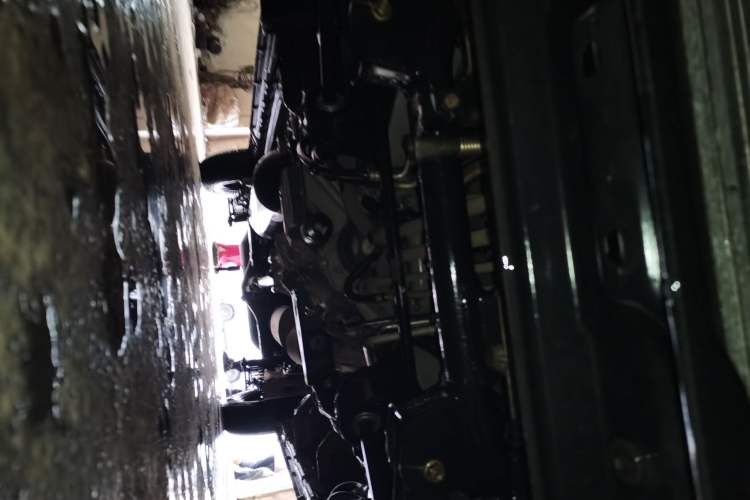 Used CHANGAN KAICHENG Ruixing M60 2023 1.6L CNG Comfort-Grade 6-Seater Passenger Vehicle Chassis Front