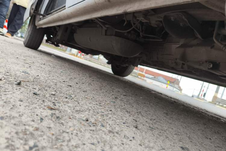 Used CHANGAN KAICHENG Ruixing M60 2023 1.6L CNG Comfort-Grade 6-Seater Passenger Vehicle Chassis Front Right