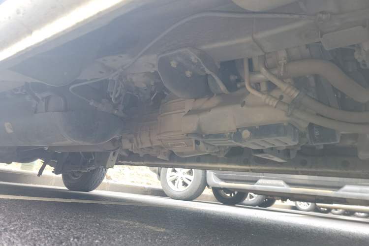 Used CHANGAN KAICHENG Ruixing M60 2023 1.6L CNG Comfort Van 2 Seats Chassis Front Right