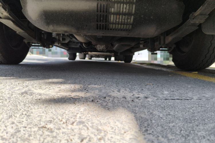 Used CHANGAN KAICHENG Ruixing M60 2023 1.6L CNG Comfort-Grade 6-Seater Passenger Vehicle Chassis Rear