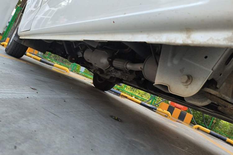 Used CHANGAN KAICHENG Ruixing M60 2023 1.5L GDI Base Model 2-Seat Van Chassis Rear Left