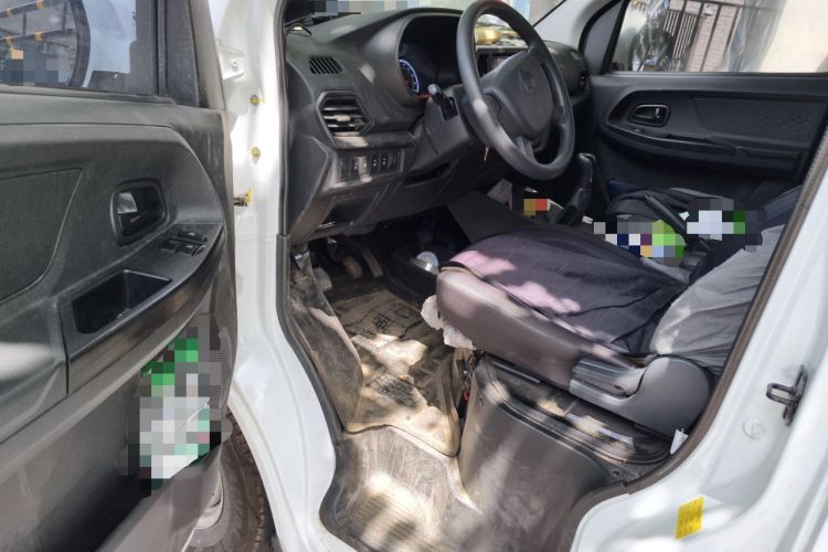 Used CHANGAN KAICHENG Ruixing M60 2023 1.6L CNG Comfort-Grade 6-Seater Passenger Vehicle Driver Seat