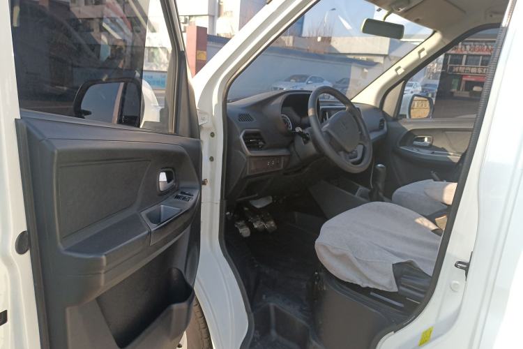 Used CHANGAN KAICHENG Ruixing M60 2023 1.5L GDI Elite Van 2 Seats Driver Seat