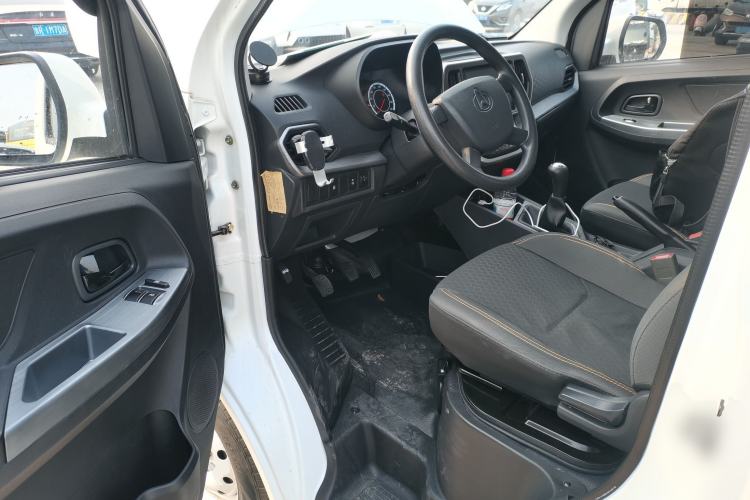 Used CHANGAN KAICHENG Ruixing M60 2023 1.5L GDI Comfort-Class Passenger Vehicle 6/7 Seats Driver Seat