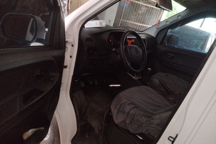 Used CHANGAN KAICHENG Ruixing M60 2023 1.5L GDI Comfort-Class Passenger Vehicle 6/7 Seats Driver Seat