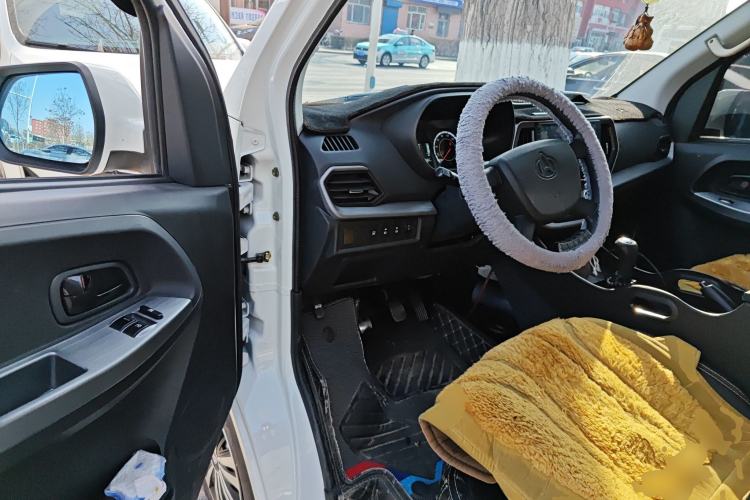 Used CHANGAN KAICHENG Ruixing M60 2023 1.5L GDI Comfort-Class Passenger Vehicle 6/7 Seats Driver Seat