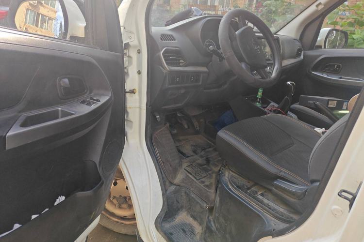 Used CHANGAN KAICHENG Ruixing M60 2023 1.6L CNG Comfort Van 2 Seats Driver Seat