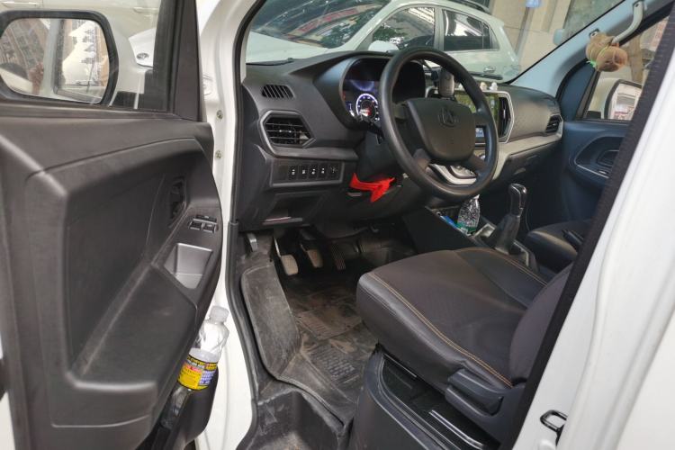 Used CHANGAN KAICHENG Ruixing M60 2023 1.6L CNG Comfort-Grade 6-Seater Passenger Vehicle Driver Seat