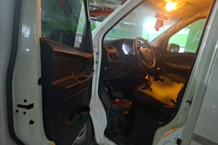Used CHANGAN KAICHENG Ruixing M60 2023 1.5L GDI Comfort Van 2-Seater Driver Seat