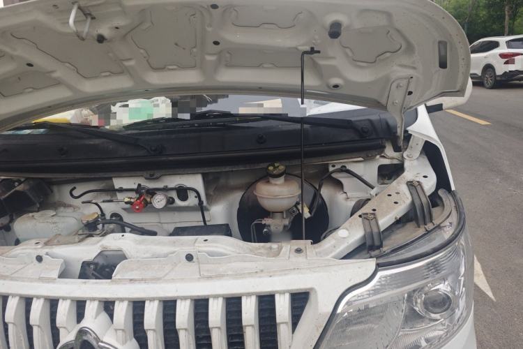 Used CHANGAN KAICHENG Ruixing M60 2023 1.6L CNG Comfort-Grade 6-Seater Passenger Vehicle Engine Bay Left