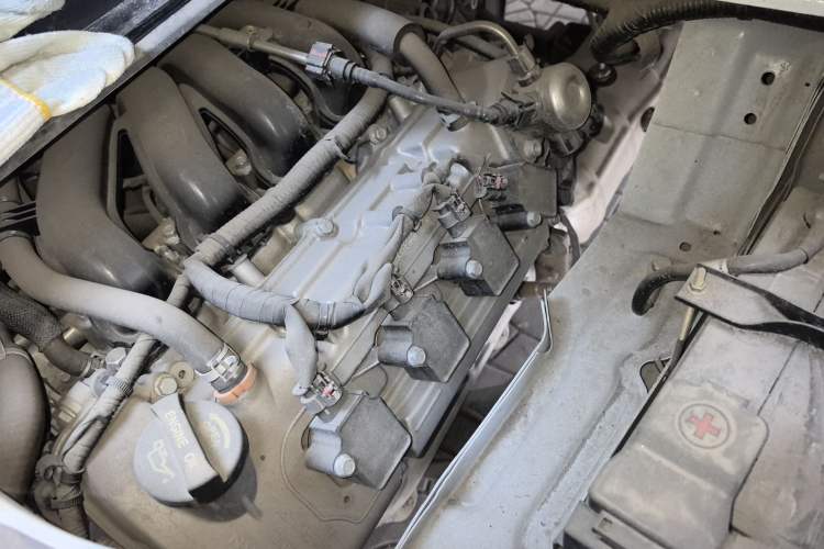 Used CHANGAN KAICHENG Ruixing M60 2023 1.5L GDI Comfort Van 2-Seater Engine Bay Left