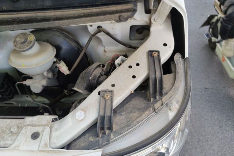 Used CHANGAN KAICHENG Ruixing M60 2023 1.5L GDI Comfort Van 2-Seater Engine Bay Left