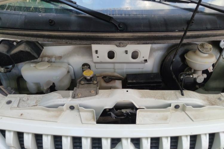Used CHANGAN KAICHENG Ruixing M60 2023 1.5L GDI Comfort Van 2-Seater Engine Bay