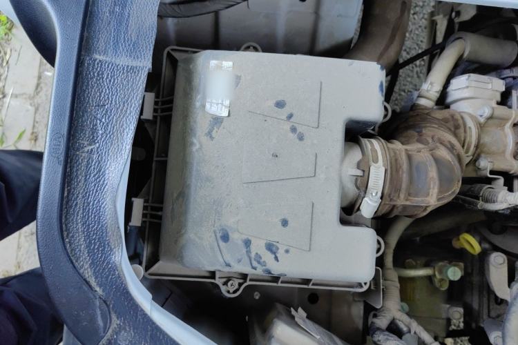 Used CHANGAN KAICHENG Ruixing M60  Engine Bay Right