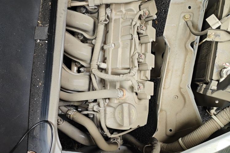 Used CHANGAN KAICHENG Ruixing M60 2023 1.5L GDI Comfort-Class Passenger Vehicle 6/7 Seats Engine Bay Right