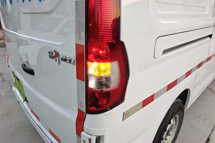 Used CHANGAN KAICHENG Ruixing M60 2023 1.5L GDI Comfort Van 2-Seater Exterior 6