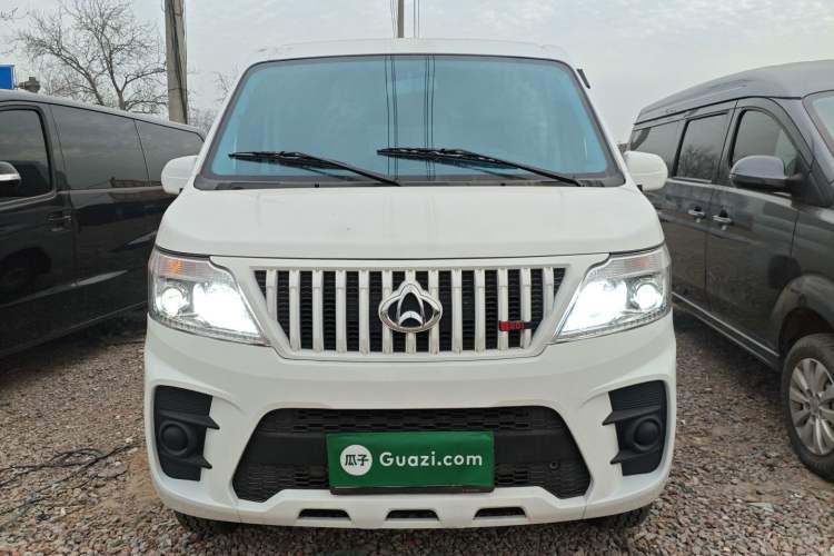 Used CHANGAN KAICHENG Ruixing M60 2023 1.5L GDI Comfort-Class Passenger Vehicle 6/7 Seats Front