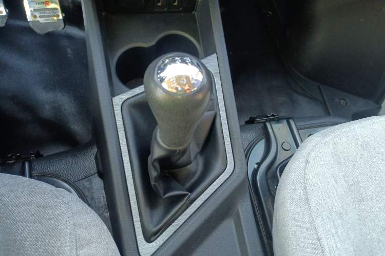 Used CHANGAN KAICHENG Ruixing M60 2023 1.5L GDI Elite Van 2 Seats Gear Lever