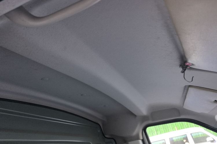 Used CHANGAN KAICHENG Ruixing M60 2023 1.5L GDI Comfort Van 2-Seater Headliner