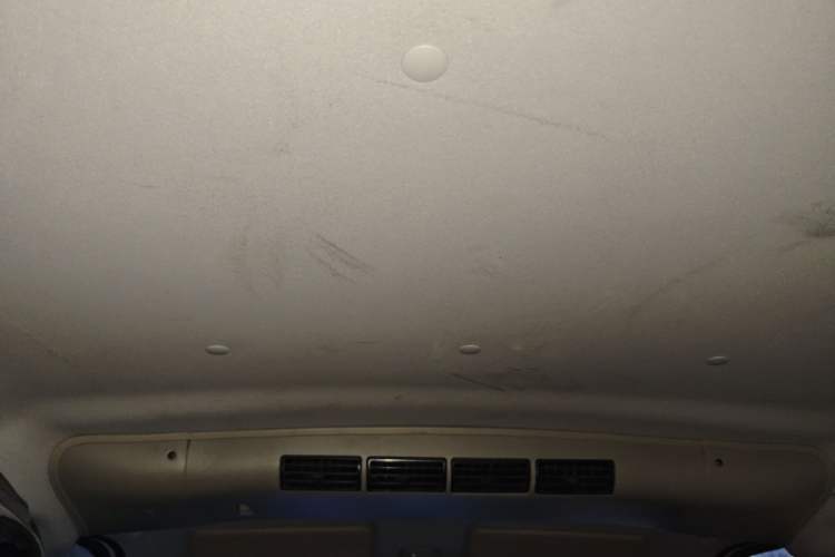 Used CHANGAN KAICHENG Ruixing M60 2023 1.6L CNG Comfort-Grade 6-Seater Passenger Vehicle Headliner