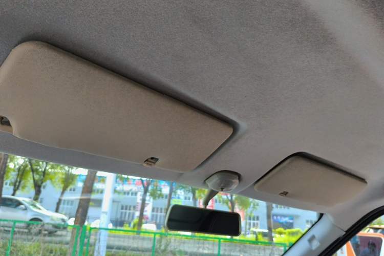 Used CHANGAN KAICHENG Ruixing M60 2023 1.5L GDI Base Model 2-Seat Van Headliner