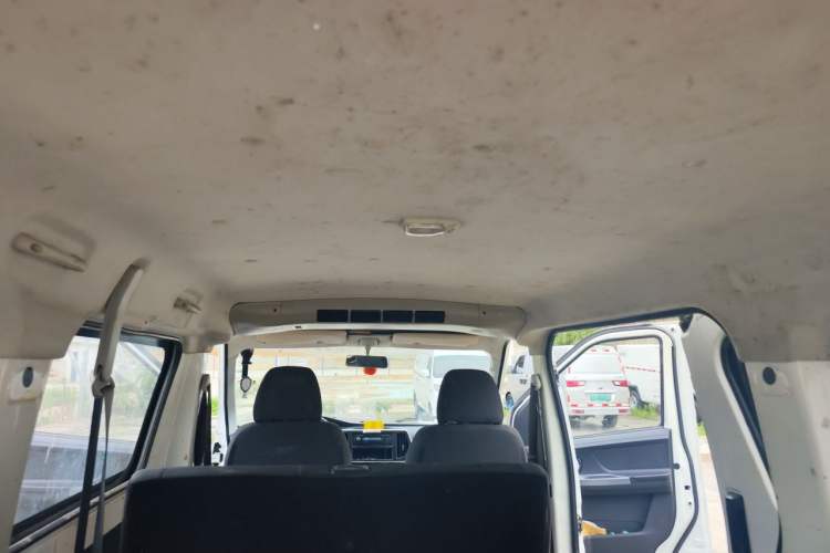 Used CHANGAN KAICHENG Ruixing M60 2023 1.6L CNG Comfort-Grade 6-Seater Passenger Vehicle Headliner
