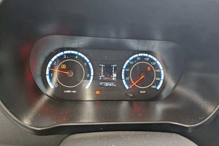 Used CHANGAN KAICHENG Ruixing M60 2023 1.5L GDI Comfort-Class Passenger Vehicle 6/7 Seats Instrument Cluster