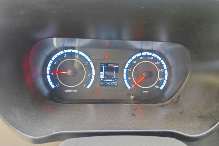 Used CHANGAN KAICHENG Ruixing M60 2023 1.6L CNG Comfort Van 2 Seats Instrument Cluster