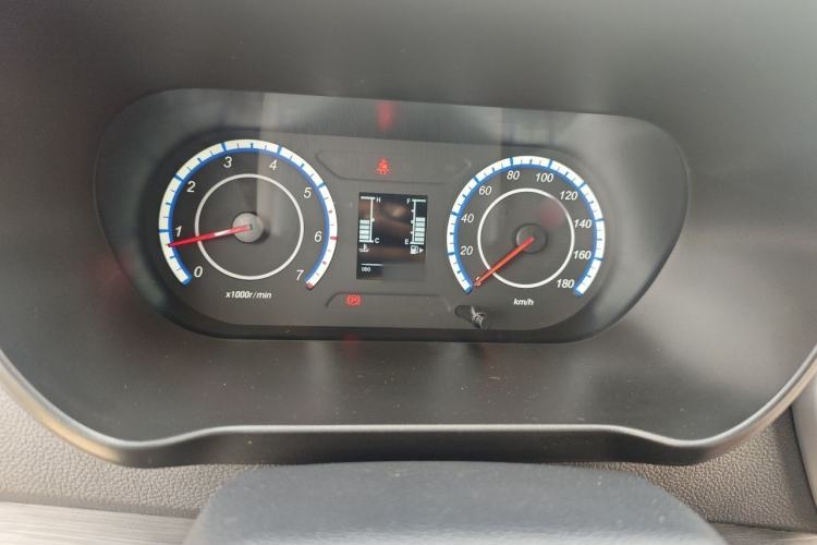 Used CHANGAN KAICHENG Ruixing M60 2023 1.5L GDI Comfort-Class Passenger Vehicle 6/7 Seats Instrument Cluster