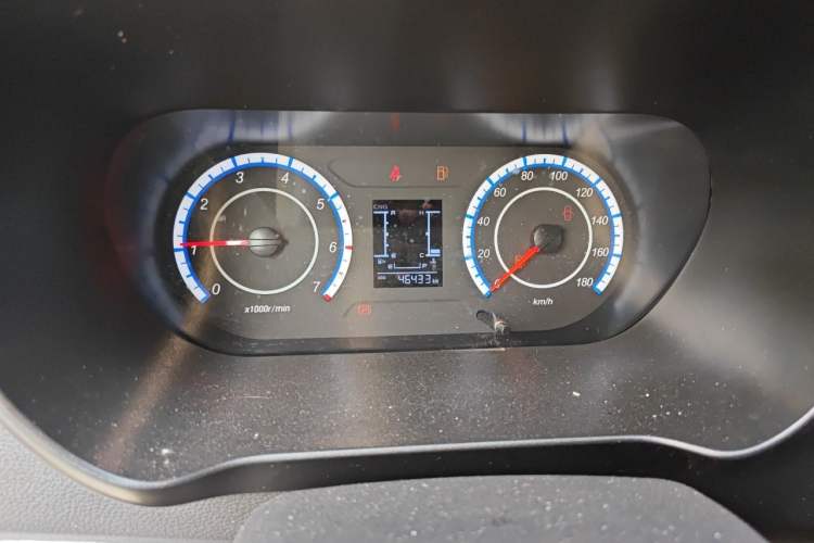 Used CHANGAN KAICHENG Ruixing M60 2023 1.6L CNG Comfort Van 2 Seats Instrument Cluster